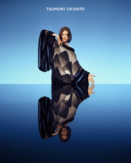 TSUMORI CHISATO / VIVIANNE SASSEN